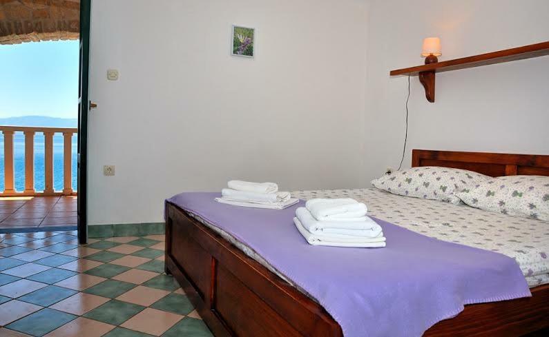 Apartments Martina Brist Εξωτερικό φωτογραφία